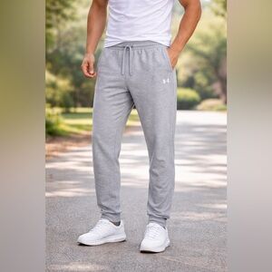Under Armour Men's Light Gray Joggers